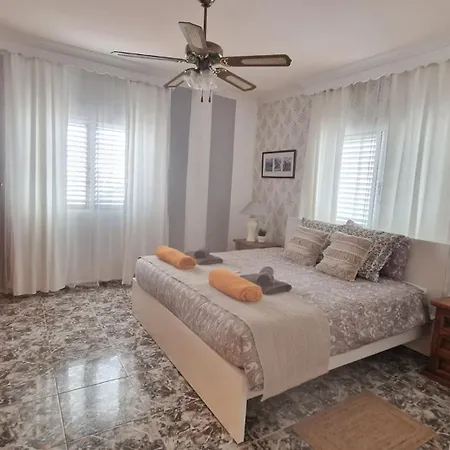 Canaria Laynoe Villa *