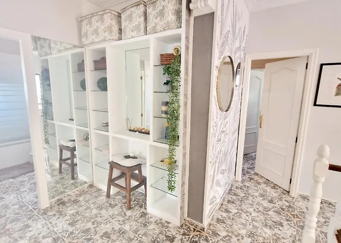 Canaria Laynoe * Guaza